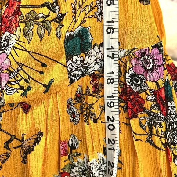 ⭐️Zaful, Forever Young, Yellow Floral Romper,So Cute, Excellent Condition Size 6 - Picture 13 of 13